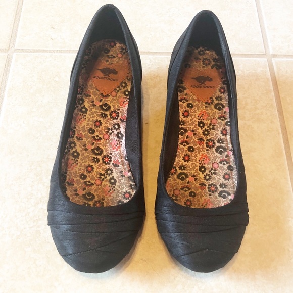 Rocket Dog Shoes - Rocket Dog Low Heel Flats, EUC, Size 6.5